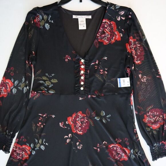 American Rag Women's Sz XL Black Joyful Floral V-Neck Center Front Ruffle Dress - Picture 12 of 15